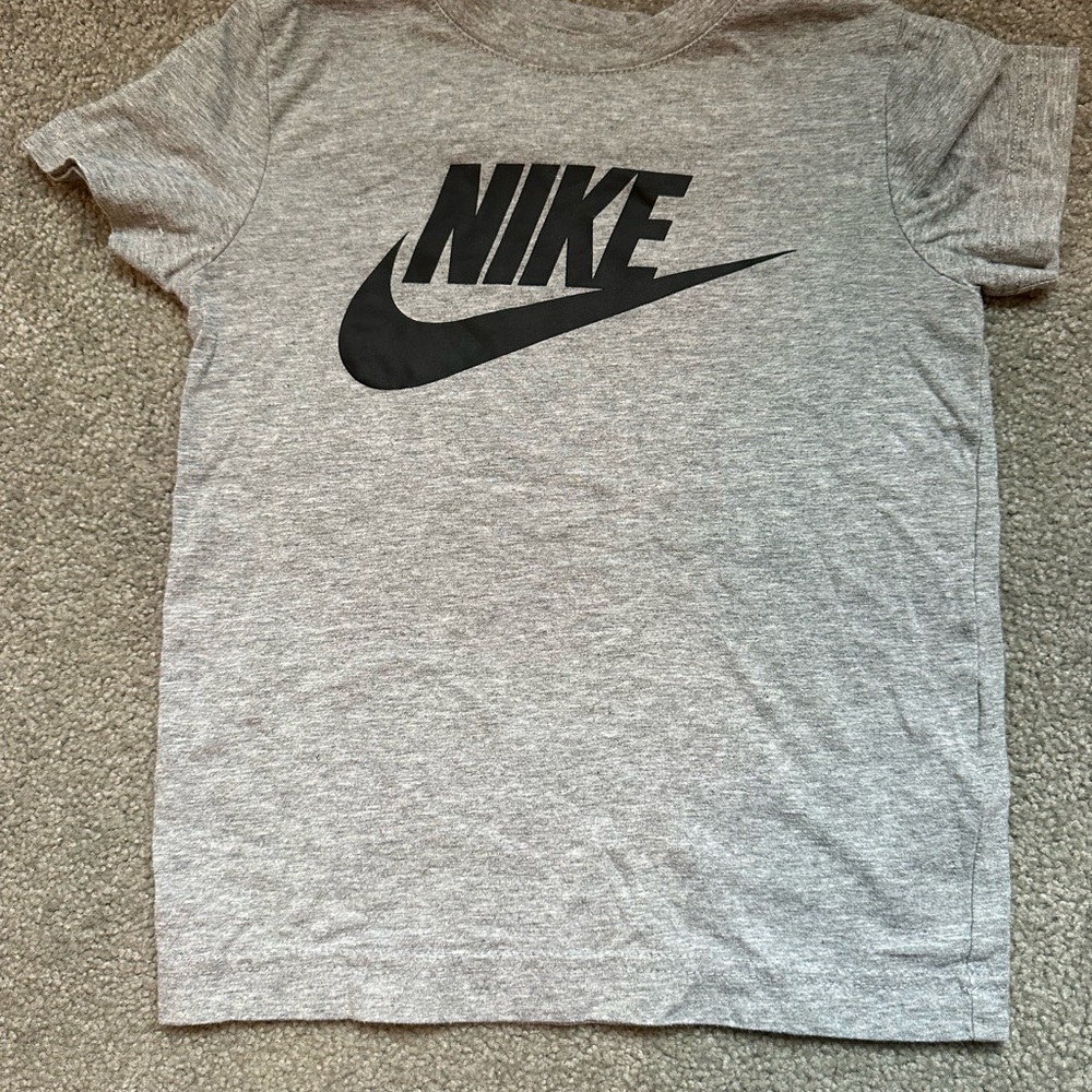 Nike Boys Tee
